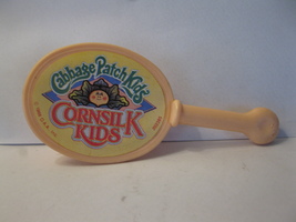 (BX-7) 1986 Cabbage Patch Kids Cornsilk Kids peach color brush - $6.00
