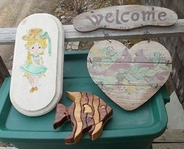 ~~ Lot Of 3 Vintage Rustic Wooden Wall Plaques ~~ MUST SEE &gt;&gt;&gt;&gt;&gt; - $10.00