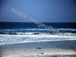1958 Oceanside Beach Scene Technicolor California Kodachrome 35mm Slide - £4.34 GBP