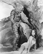 The Creature From The Black Lagoon 16x20 Canvas Giclee Julia Adams with Creature - £55.94 GBP
