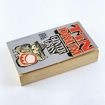 Tin Drum by Gunter Grass 1964 Vintage Books Edition V-560 Paperback Movie Tie In image 3