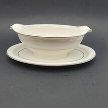 NORITAKE Gravy Boat SORRENTO Fine Ivory China 7565 Vintage 1960&#39;s Japan - $547.76 MXN