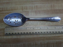 Ekco stainless strainer serving spoon with daisy - £14.93 GBP