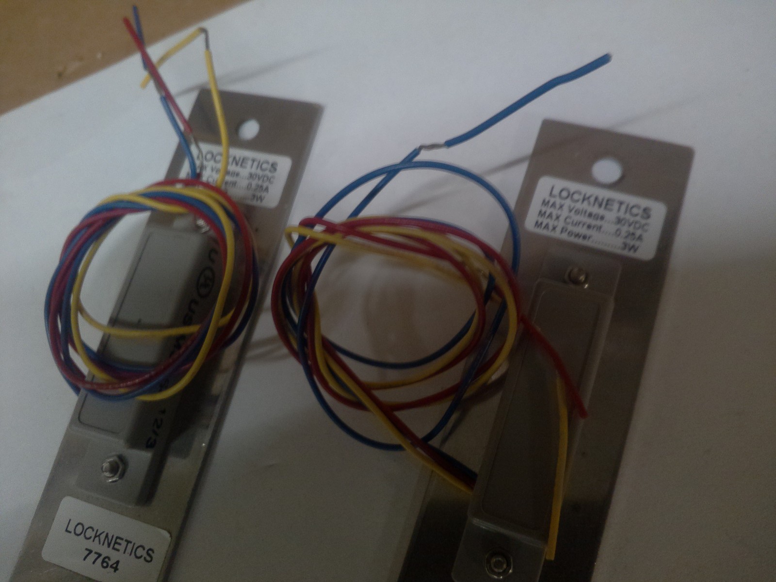 (2) NEW LOCKNETICS 7764 MAGNETIC DOOR POSITION SWITCH / CONCEALED FLUSH ...