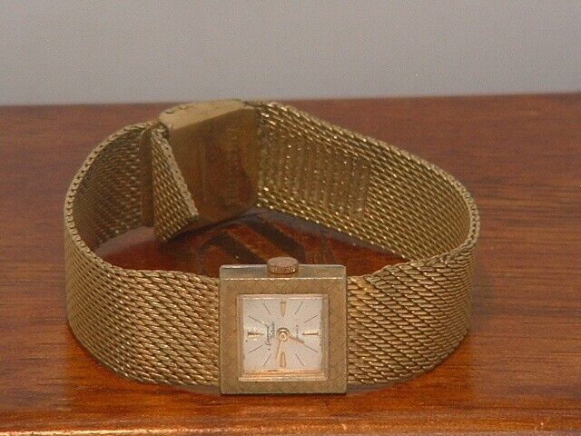Pre-Owned Vintage Women’s Germinal Voltaire 17 Jewels Analog Dress - $57.42