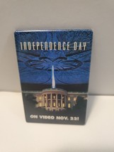 Independence Day ID4 1996 Home Video Promo Pin Back Button White House Aliens - £6.67 GBP