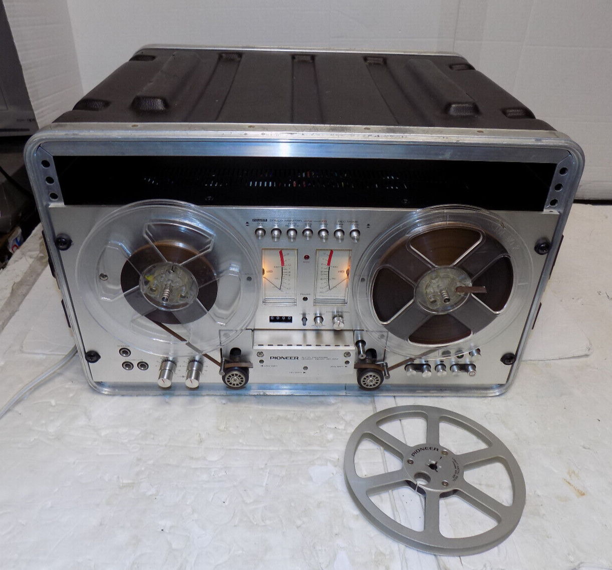 NICE PIONEER RT707 STEREO REEL TO REEL WITH SKB HARD CASE