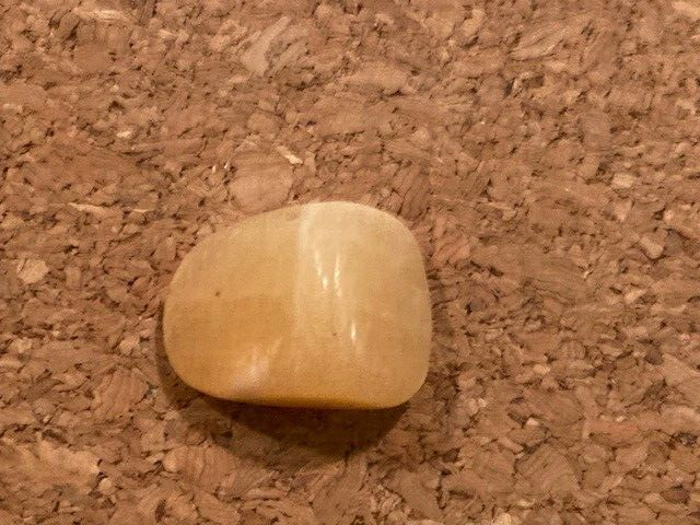 Honey Calcite 1&quot;  Tumbled. Beautiful healing stones. - $5.36