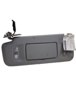 14 15 16 17 18 19 Chevrolet Silverado left gray illuminated sun visor OEM - €42,49 EUR