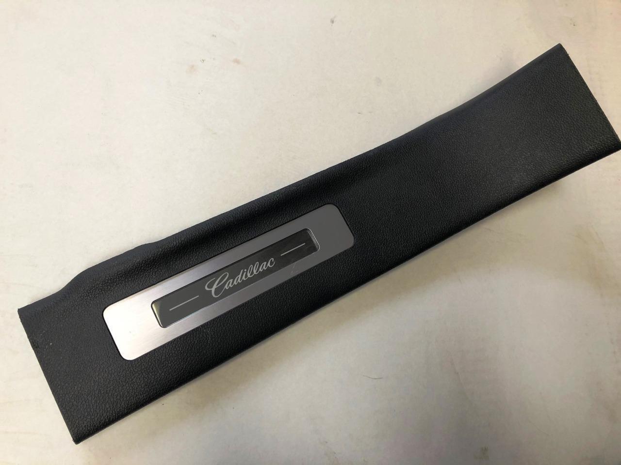 17-20 Cadillac Escalade Left Driver Side Rear Scuff Plate Sill Molding 8... - $77.22