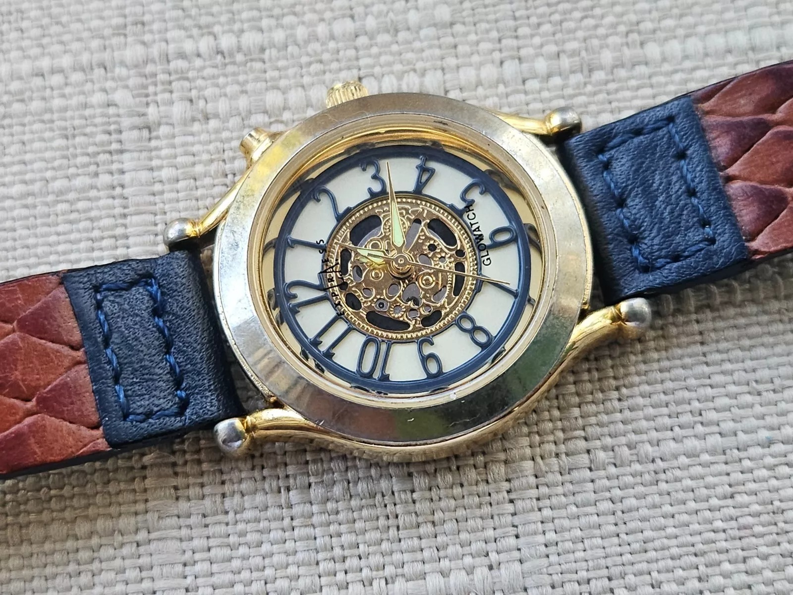 ExpLrAess Women Wristwatch Gold Tone Skelton Face Light Up Quartz Wrist ... - $39.00