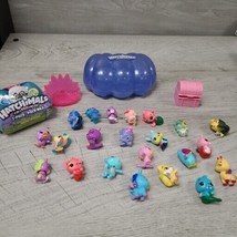 Hatchimals CollEGGtibles lot of 22 mixed series Figurines &amp; Case - £10.62 GBP