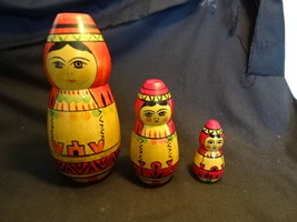 Old Vtg Handpainted Wood Wooden USSR Russian Russia Nesting Doll Toy - £40.26 GBP