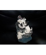 Sliding Around &quot;Arctic Escapades &quot; Hamilton Collection Polar Playmates EUC - $954.68 MXN