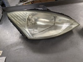 Passenger Right Headlight Assembly From 2002 Ford Focus  2.0 - $59.95