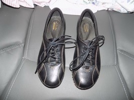 Clarks Ashland Pearl Oxford Black Leather Lace Up Size 5M Women&#39;s EUC 26... - £29.17 GBP