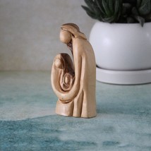 Olive Wood Sculpture of the Holy Family Joseph, Virgin Mary &amp; Jesus, Perfect Rel - £47.92 GBP