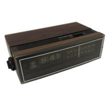 GE AM FM Flip Radio Alarm Clock 7-4305 Faux Woodgrain Vintage Tested And Works - £33.99 GBP
