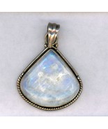Pierre de Lune Pendentif Montés en Argent Cadre Avec Triangulaire Design... - $53.41 CAD