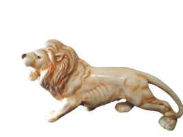 Vintage Ceramic Porcelain Lion Figurine 11&quot;L x 6&quot;T Gold Color - £11.87 GBP