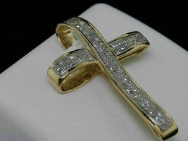 14K or Jaune Plaqué 2CT Rond Imitation Diamant Croix Jésus Femme Pendant - £80.62 GBP+