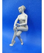 3d printed DIY Resin statue figure girl in shorts - prime painted - 120mm - €42,48 EUR