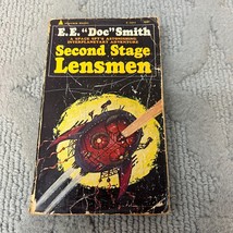 Second stage Lensmen Science Fiction Paperback Book by E.E. Doc Smith 1966 - £9.55 GBP