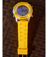 Studio Time STD3102 Yellow Tone Quartz Digital Ladies Watch - $27.55 CAD