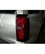 Passenger Right Tail Light Fits 15-20 SUBURBAN 1500 104905162 - $312.13 CAD