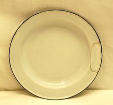 Graniteware Enamelware Dinner Plate White / Blue Primitive Camping Vintage - $16.82