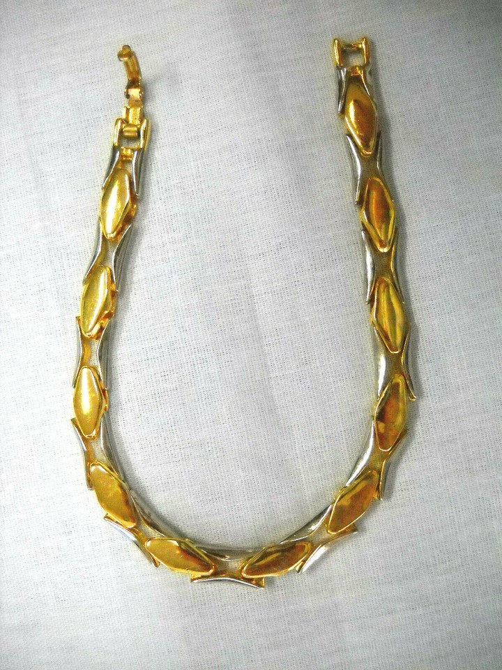 Preowned STEEL SILVER TONE and GOLD TONE CHAIN LINK FASHION BRACELET 7.5" Item image 3