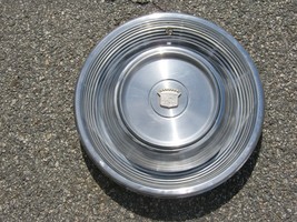One genuine 1968 1969 Cadillac Deville 15 inch hubcap wheel cover - £22.11 GBP
