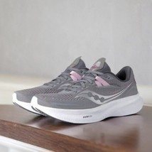NEW Saucony Women&#39;s Running Ride 15 Shoes Sneakers Gray White Pink Women... - $931.41 MXN