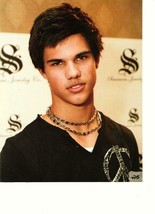 Taylor Lautner teen magazine pinup clipping nice lips chain necklace Twi... - £3.93 GBP