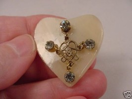 (bb-565) White heart cross rhinestones flower brass brooch pin - £8.30 GBP