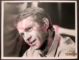 STEVE McQUEEN: (RARE CANDID 1960;S PRESSPHOTO) CLASSIC - $99.00
