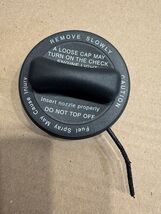 2013 MERCEDES-BENZ C250 W204 FUEL CAP A2114700405 OEM - $27.88 CAD