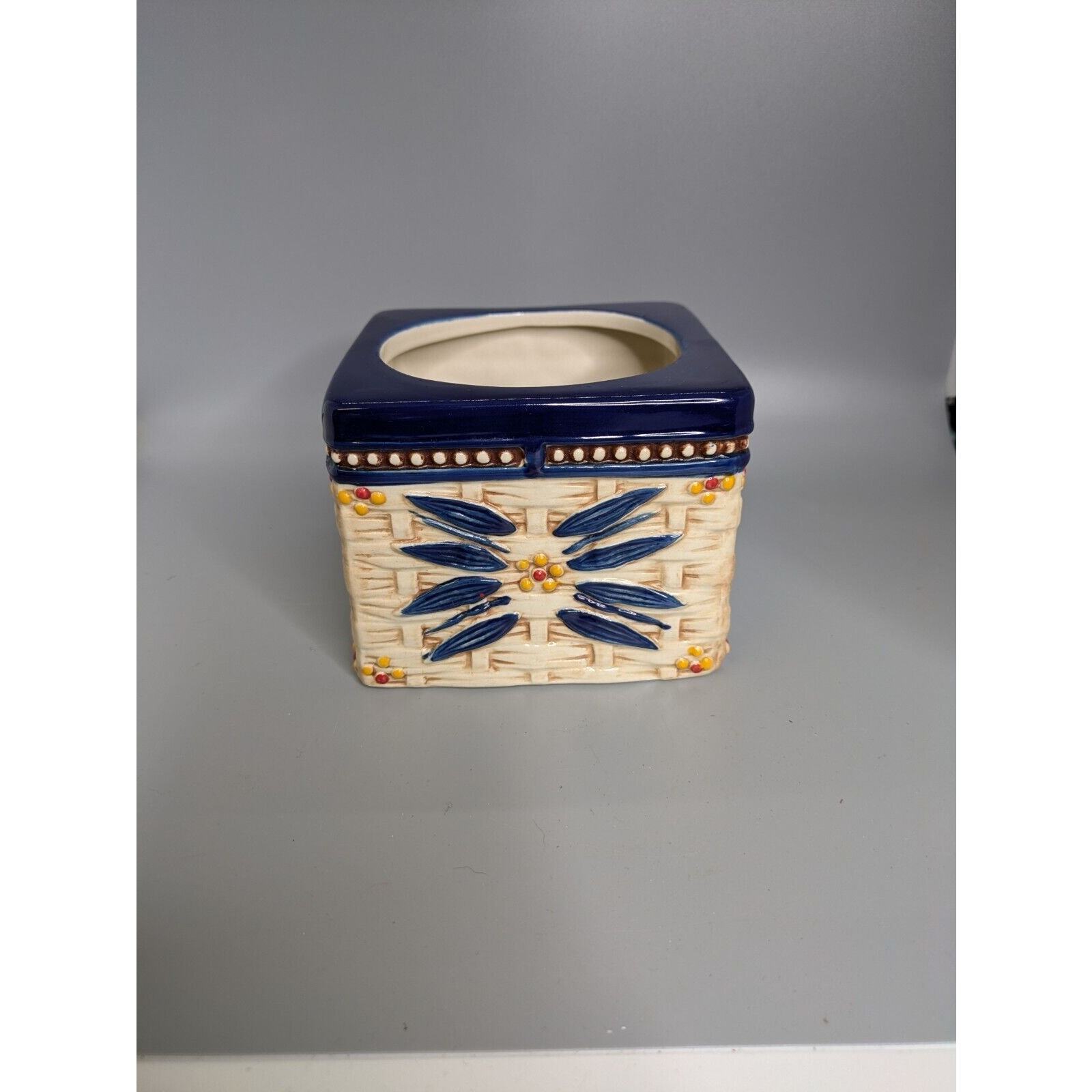 Temptations Canister Tara Old World Basket Weave 24 Oz Bottom Stack Blue - $8.99