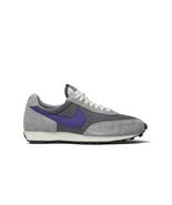 Authenticity Guarantee

Nike Daybreak SP 'Hyper Grape Mens Size 10 Women’s 11.5 - $89.10