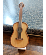 Guitar Bath &amp; Body Works Warmer Wallflowers Home Fragrance Diffuser Plug - $20.07 CAD