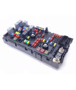 2008-2009 GMC Savana Chevrolet Express GM Chevy Engine Bay Fuse Box 2588... - $835.99 CAD
