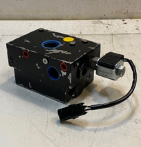 Gresen 712538 Hydraulic Lift Valve Sterling 5002253 - $199.99