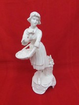 Goebel 1603621 Flower Seller 9&quot; Figurine by Gerhard Bochmann 1971 - $39.60