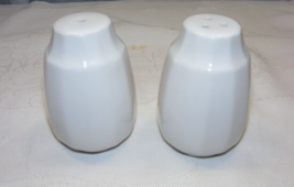 Vintage Pottery Stoneware Japan Chequers Collection Salt &amp; Pepper Shaker... - $645.41 MXN
