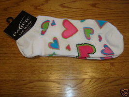 Pacific womens socks shoe sz 4-10 hearts white 1 pair NEW cute ladies ^^ - £4.10 GBP