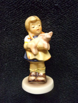 1998 Hummel Goebel Figurine Pigtails 2052 Exclusive Edition Club Member 99/00 - £15.53 GBP