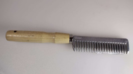 Weaver Leather Comb, Mane And Tail, Aluminum Wood Handle Made in Taiwan - £7.11 GBP