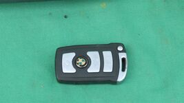 06-07 BMW 750i ECM ECU DME Engine Control Module 7549700 & Ignition Switch image 2