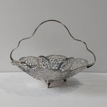 Vintage LOVELACE International Silver Co Handle Silver Plated 3 Toe Bon Bon Dish - £22.15 GBP