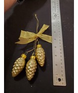Christmas Tree Ornaments Pine Cones Gold Glitter Set of 3, 3 3/4&quot; Long - £11.80 GBP